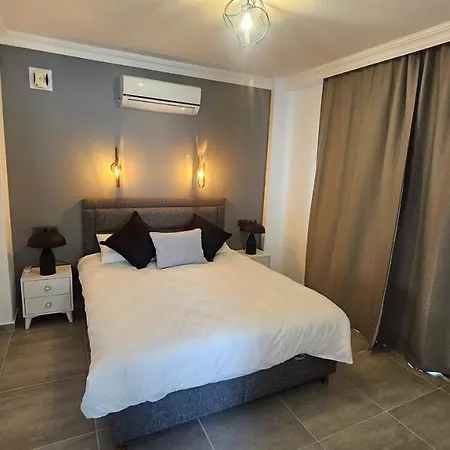 Galaxy ヴィラ ダルヤン